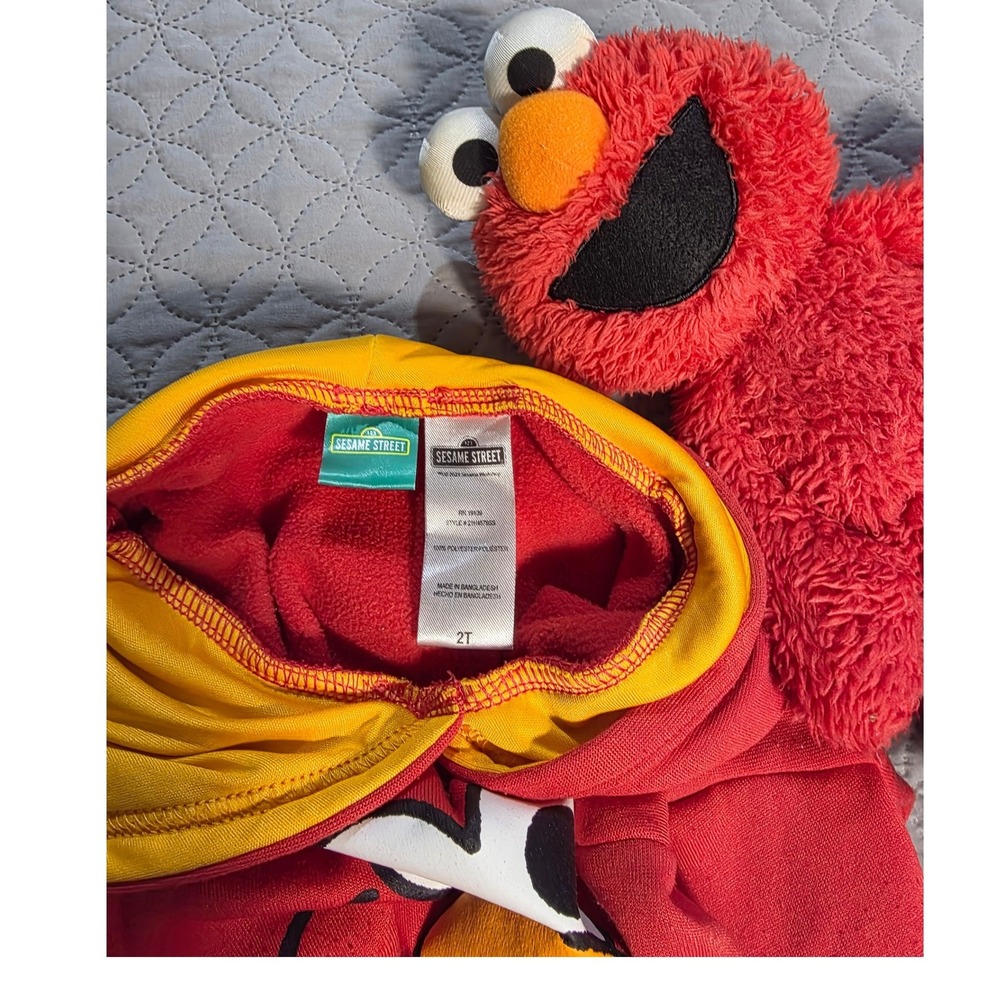 Sesame‎ Street Elmo Red Graphic Fleece Pullover Hoodie Kids Size 2T/ElmoPlush - Picture 8 of 9